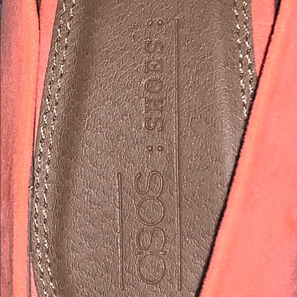 *ASOS* Coral Velvet Kitten Heel Shoes NWOT - Picture 5 of 14